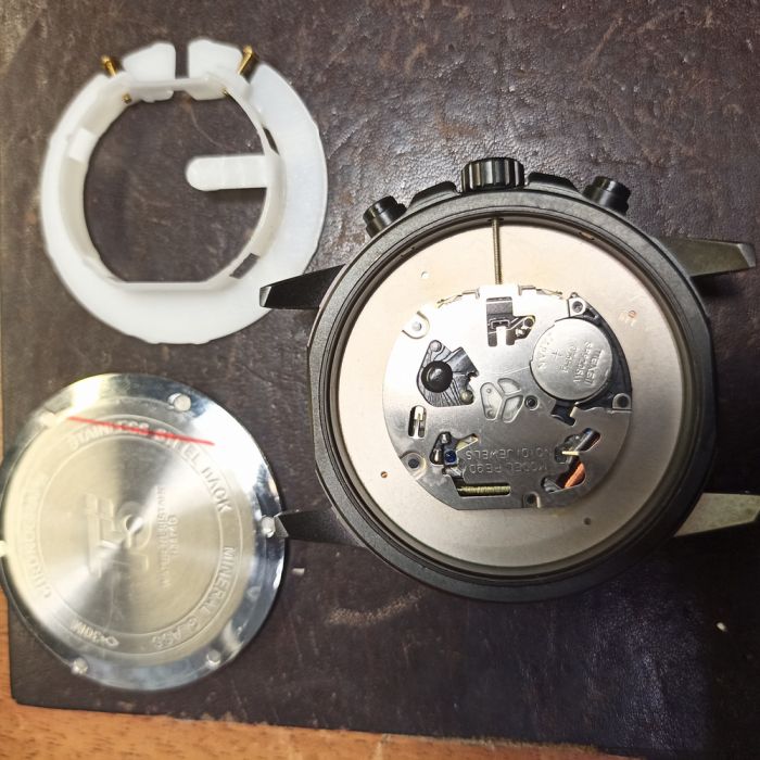 Годинник на запчасти T5