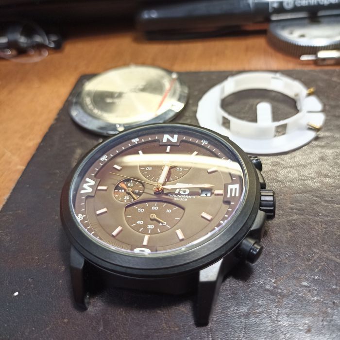 Годинник на запчасти T5