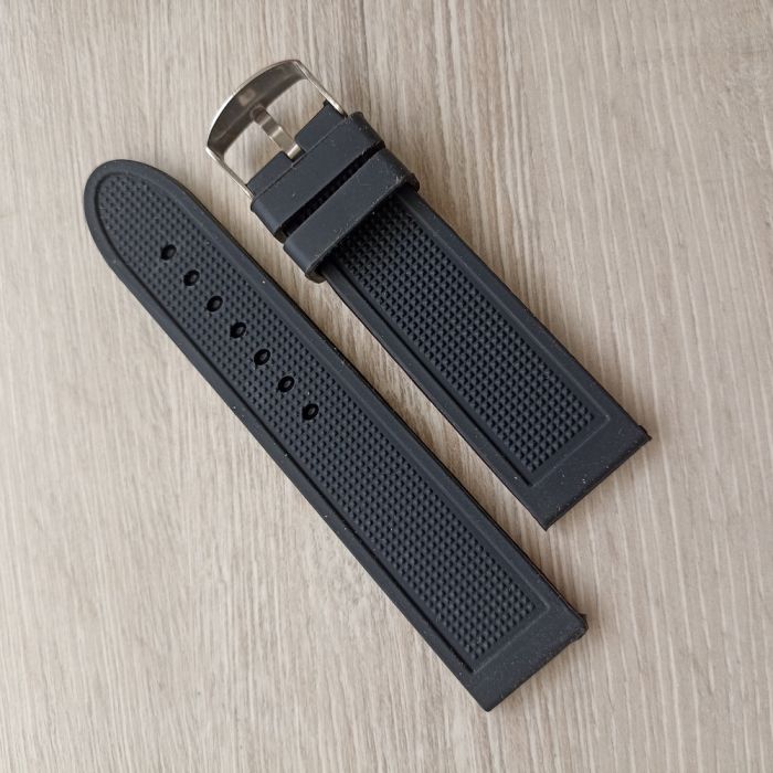 Силіконовий ремешок для годинника 24мм чорний