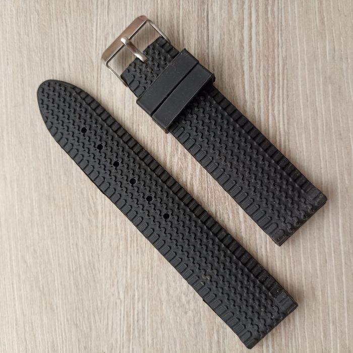 Силіконовий ремешок для годинника 24мм для чопард миля