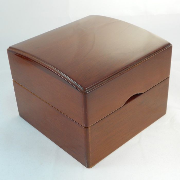 Коробка для годинника опт та роздріб