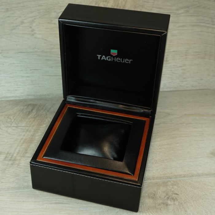 Коробка для годинника таг хауер