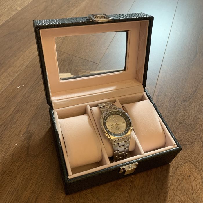 Шкатулка для годинника чорна на 3 пари,  3 шт