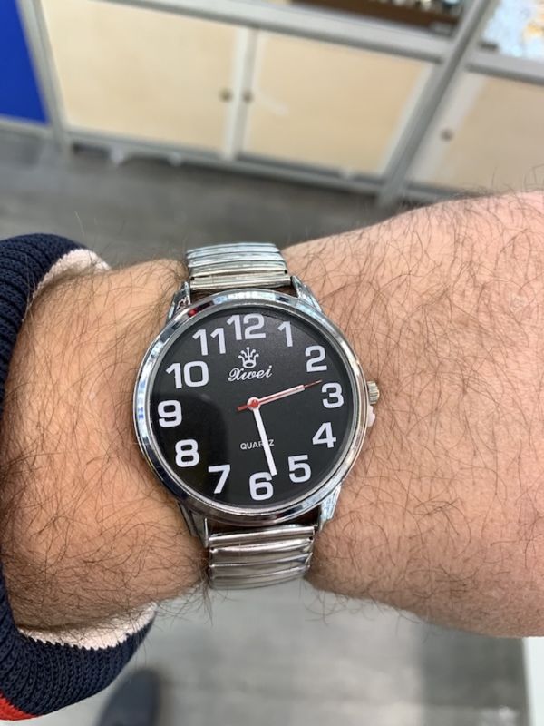 Годинник з цифрами 