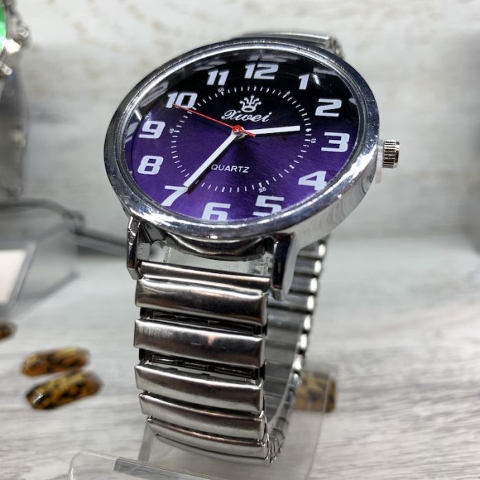 Годинник з цифрами 